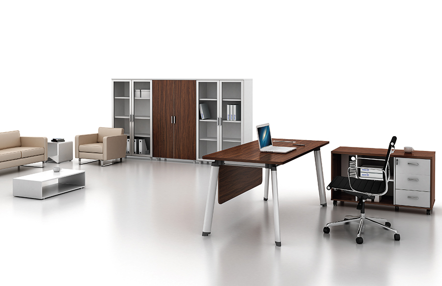 路(lù)德--主管台(tái)1 副本.jpg