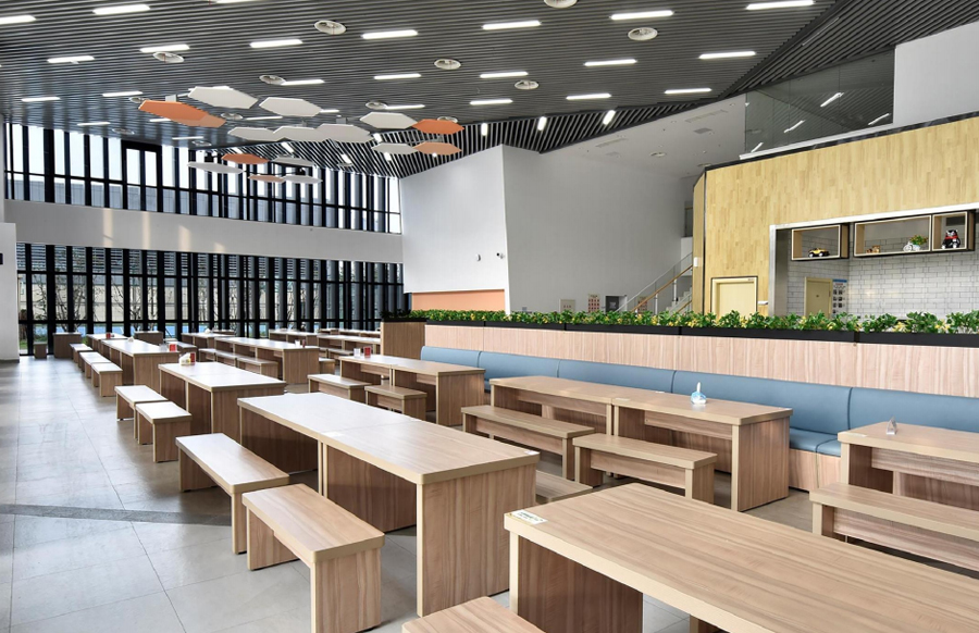 餐(cān)廳家具.jpg 餐廳家具.jpg